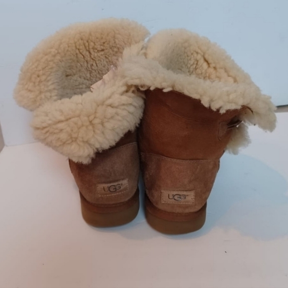 UGG BAILEY BUTTON chestnut - Picture 3 of 5